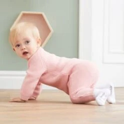 Strickoverall Langarm In Rosa -Kinder Erwachsene Produkte Geschäft bornino strickoverall langarm in rosa 4