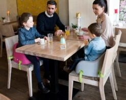 Junior Booster In Ocean Blue 6 Junior Booster In Ocean Blue -Kinder Erwachsene Produkte Geschäft koru kids junior booster in ocean blue 4