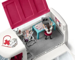 Schleich Horse Club 42439 Mobile Tierärztin Mit Hannoveraner Fohlen -Kinder Erwachsene Produkte Geschäft schleich horse club 42439 mobile tierarztin mit hannoveraner fohlen 4